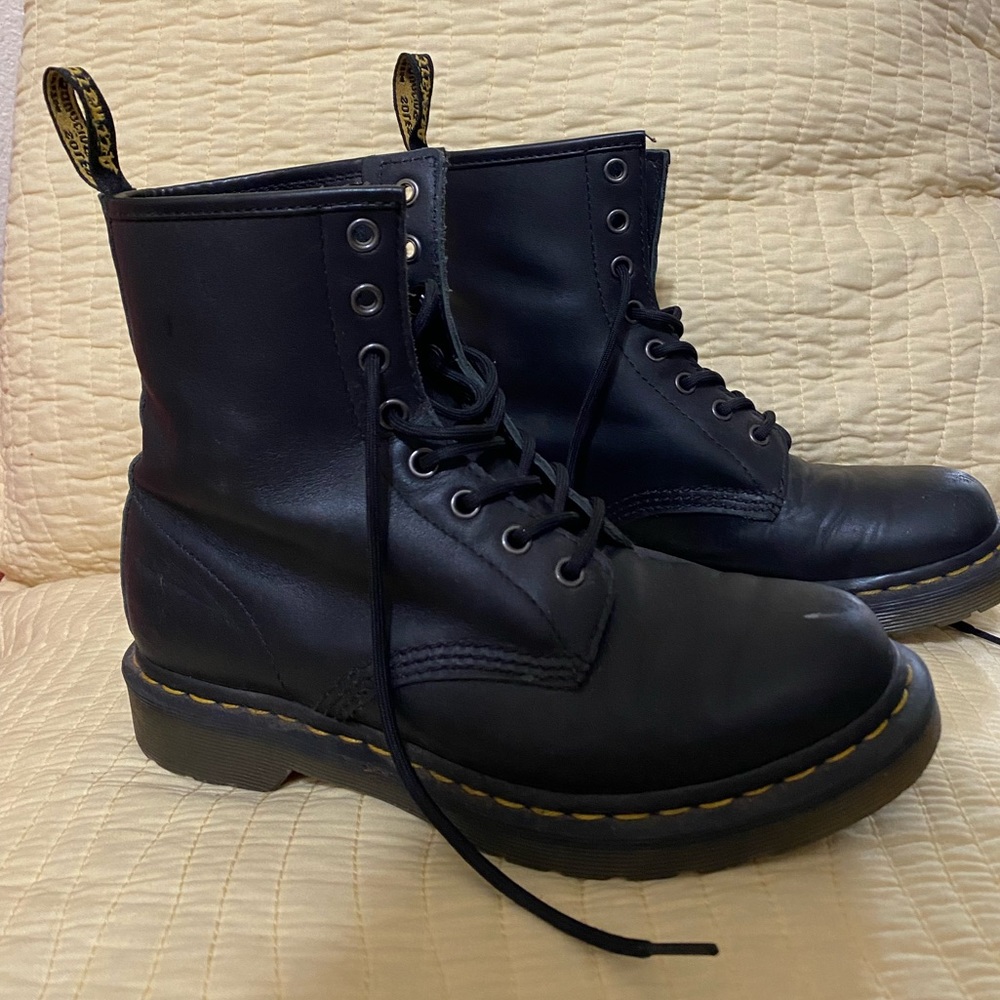 Original Dr. Martin leather black boot